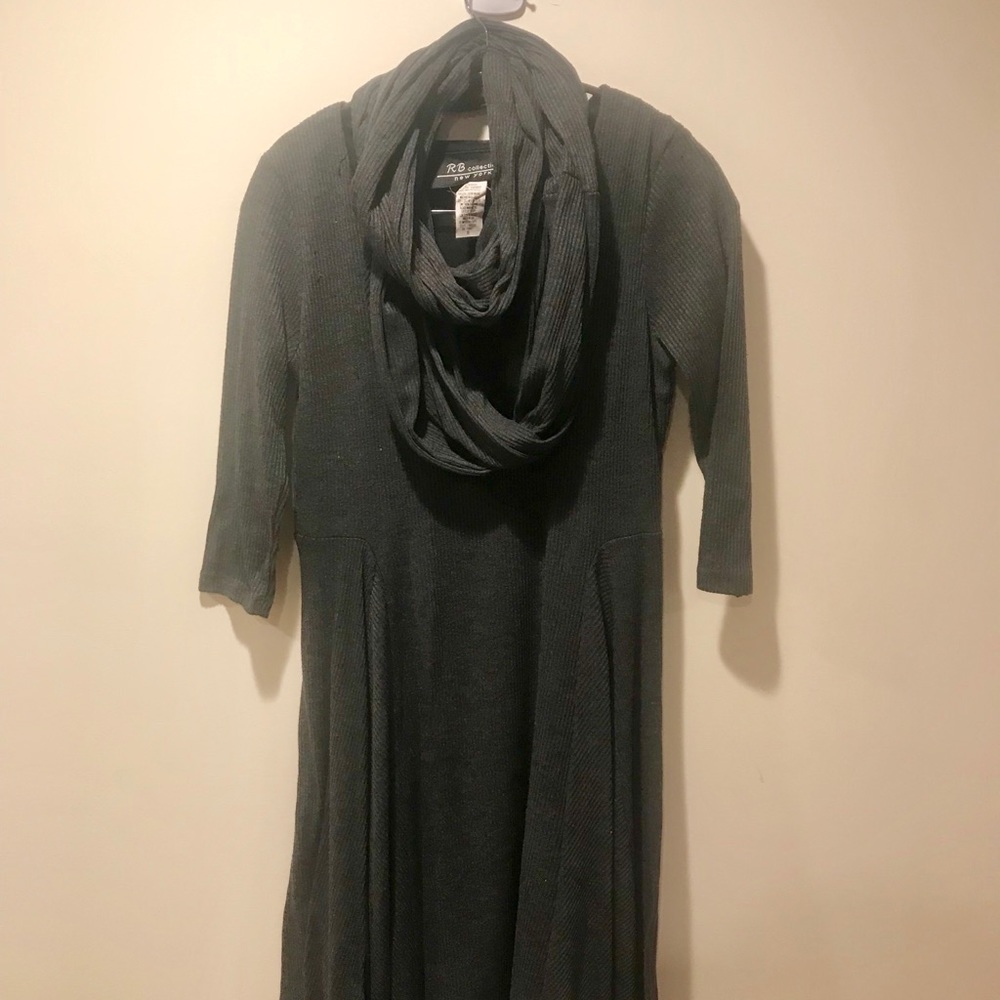 RB Collection New York Gray Dress with scarf S